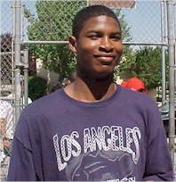 anthonydavis1.jpg (19753 bytes)